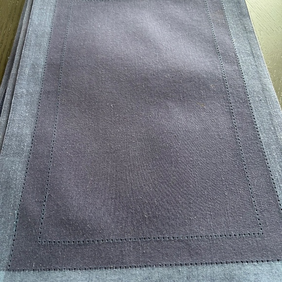 Pier 1 Six Placemats - Picture 2 of 2